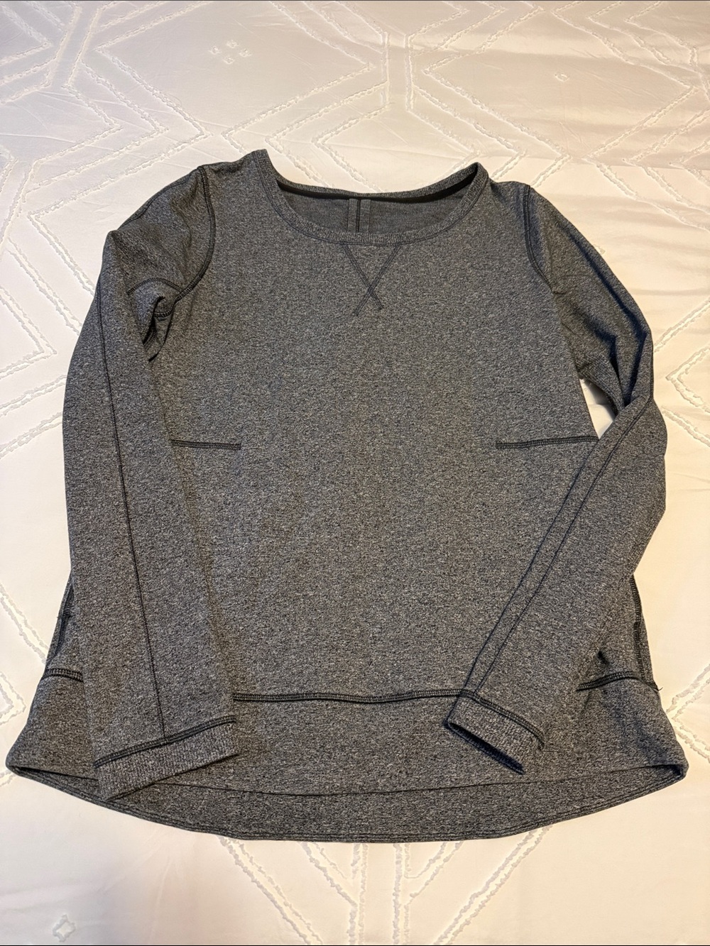 lululemon athletica Gray Heather Long-Sleeve Pullover
